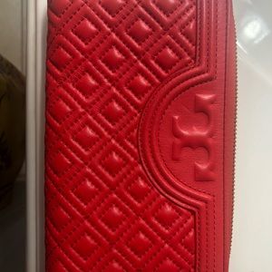 Tory Burch wallet